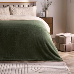 OHS Teddy Fleece Throw, Evergreen - 200 x 240cm - thumbnail 1