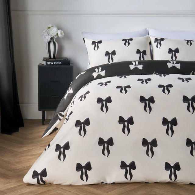 OHS Bow Print Reversible Duvet Cover Set, Monochrome - Single - image 1