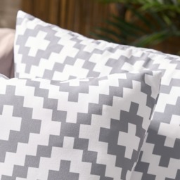 OHS Indoor/Outdoor Geo Print Cushion Covers with Cushion Pads, 4 Pack - Grey/White - thumbnail 2