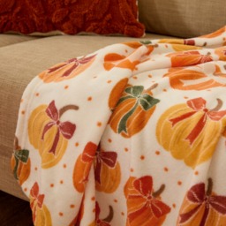 OHS Ultra Soft Pumpkin Bow Print Throw - Cream - thumbnail 2
