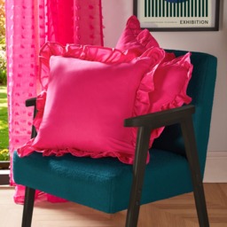 OHS 4 Pack Frill Cushion Covers - Hot Pink - thumbnail 2