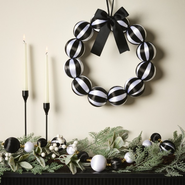 OHS Bauble Wreath - Monochrome - image 1