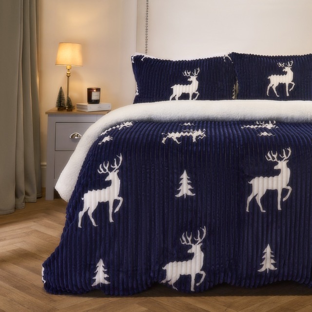 OHS Cosy Stag Ribbed Fleece Duvet Set, Navy - King - image 1