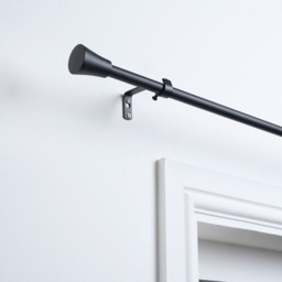 OHS 16mm Extendable Trumpet Curtain Pole, Black - 70-120cm - thumbnail 1