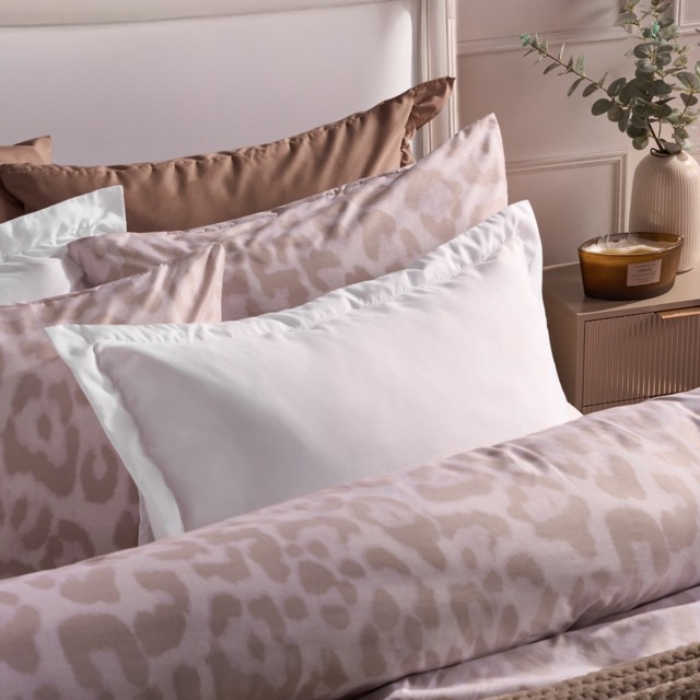 OHS Plain Dyed Oxford Pillowcases - White - image 1