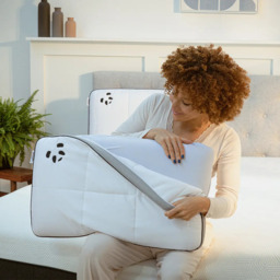 Memory Foam Hybrid Bamboo Pillow - Helps with Neck Pain - Ideal for Side & Back Sleepers - 70 x 40 x 13cm - thumbnail 3