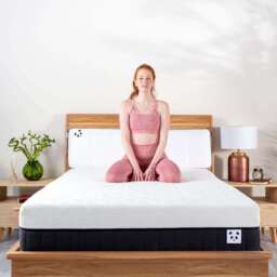Panda Firm Memory Foam Bamboo Mattress - Double - 190 x 135 x 27cm - thumbnail 2