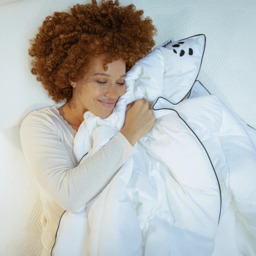 Cloud Bamboo Summer Duvet 4.5 TOG - thumbnail 2