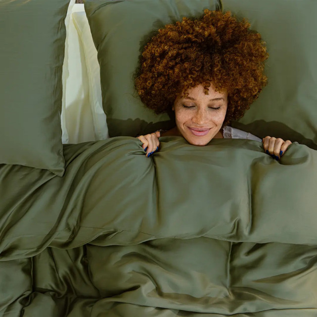 Signature+TM Bamboo Lyocell Bedding - Complete Bedding Sets - Forest Green - UK Double - image 1