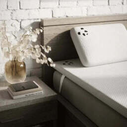 Memory Foam Bamboo Pillow (Firmness) - thumbnail 4