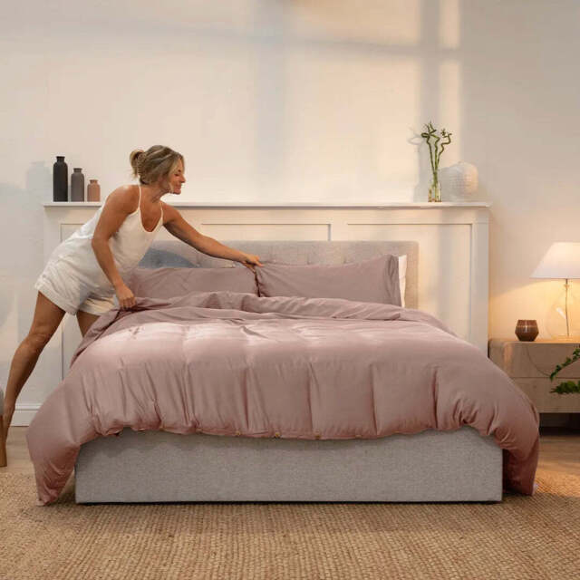 King Size Bamboo Bedding - Pink - Antibacterial Bedding Set - image 1