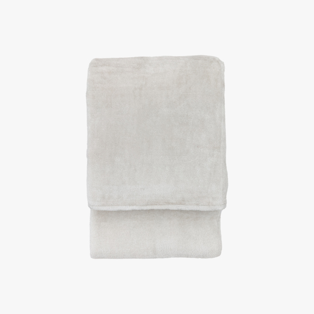 Snuggler Throw in Cream - DISCONTINUED