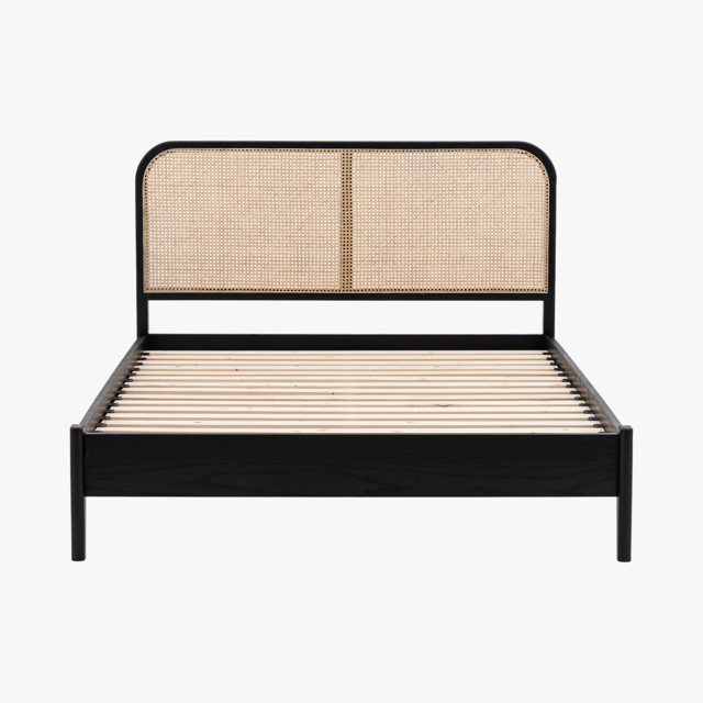 Bohemia 5' Bed