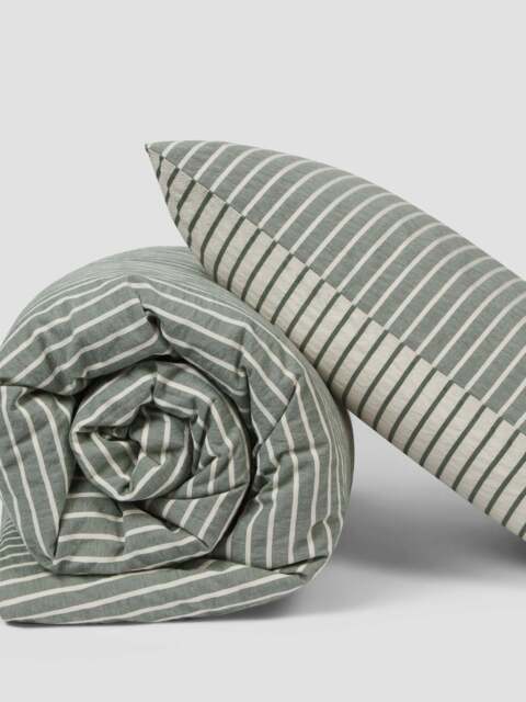 Spruce Green Texture Stripe Cotton Kids Bedding Set - Single - Piglet in Bed