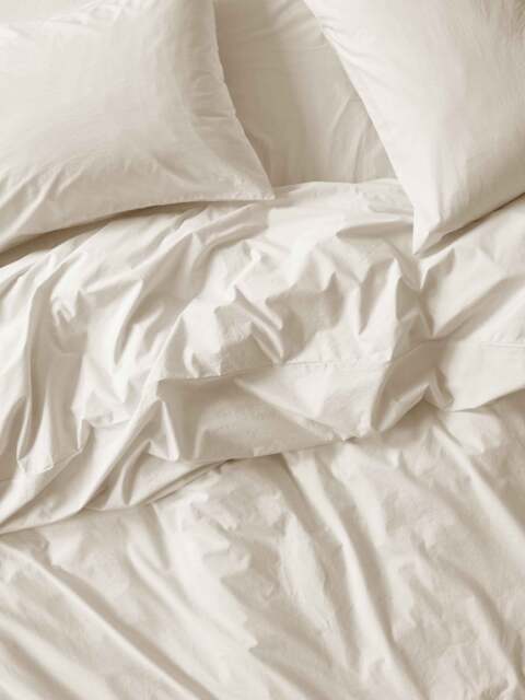 Mindful Cream Washed Cotton Percale Duvet Cover - Single - Piglet in Bed