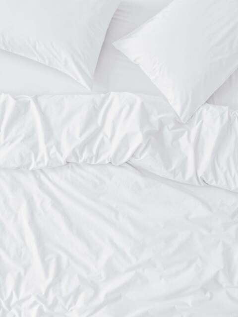 White Washed Cotton Percale Duvet Cover - Single - Piglet in Bed