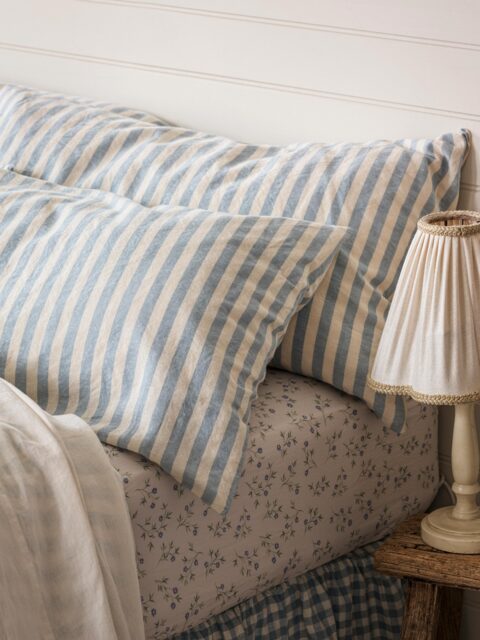 Coastal Blue Pembroke Stripe 100% Linen Pillowcase (Pair) - Standard - Piglet in Bed