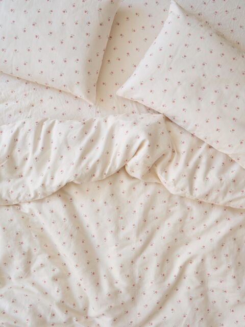 Pearl Posy Bud Linen Blend Duvet Cover - Single - Piglet in Bed