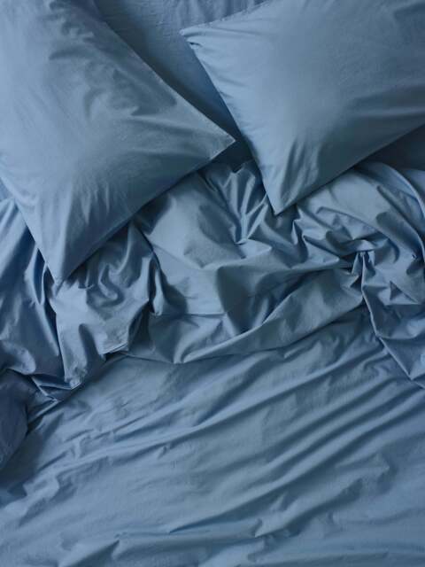 Cove Blue Washed Cotton Percale Duvet Cover - Single - Piglet in Bed