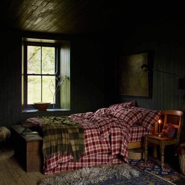 Piglet Berry Check 100% Linen Duvet Cover Size Single