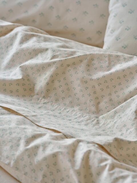 Mellow Green Martha Floral Cotton Flat Sheet - Super King - Piglet in Bed
