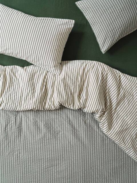 Spruce Green Textured Stripe Cotton Duvet Cover - Single - Piglet in Bed