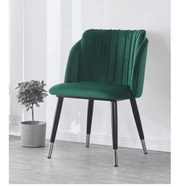 Milano Cosmo LUX Dining Set - a Walnut Dining Table & 4 Dining Chairs with Silver End Caps - Green