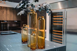 LONGO Vase - AMBER Colour by DutZ - thumbnail 5