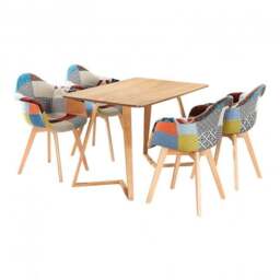 Patchwork Dallas Dining Set for 4 - a Wooden Dining Table & Set of 4 Pacthwork Tub Dining Chairs with Armrests - Scandinavian Design - Oak