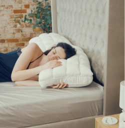 The Cloud Comfort Bamboo Pillow - thumbnail 3
