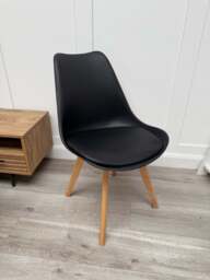 Jamie Tulip Chair - Black