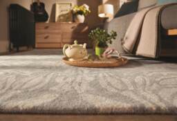 Heritage Lavender Floral Wool Rug - thumbnail 4