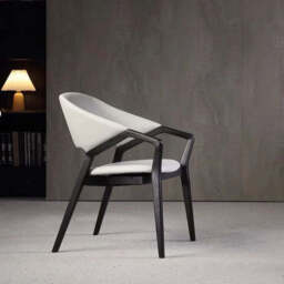 Orego Chair - thumbnail 3