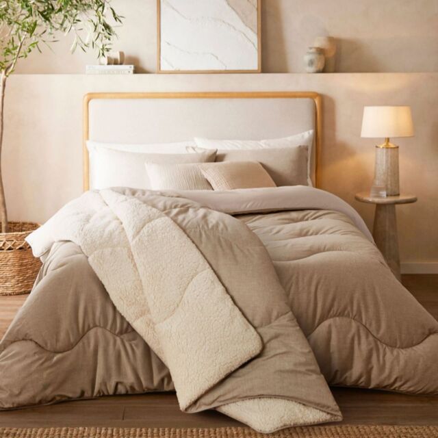 Night Lark Soft Weave 9 Tog Cosy Throw with Sherpa Reverse