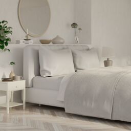 Cozee Home Lightweight Velvet Bedspread