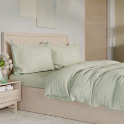 Cozee Home Small Spot Velvetsoft 4 Piece Duvet Set w/ Contrast Trim