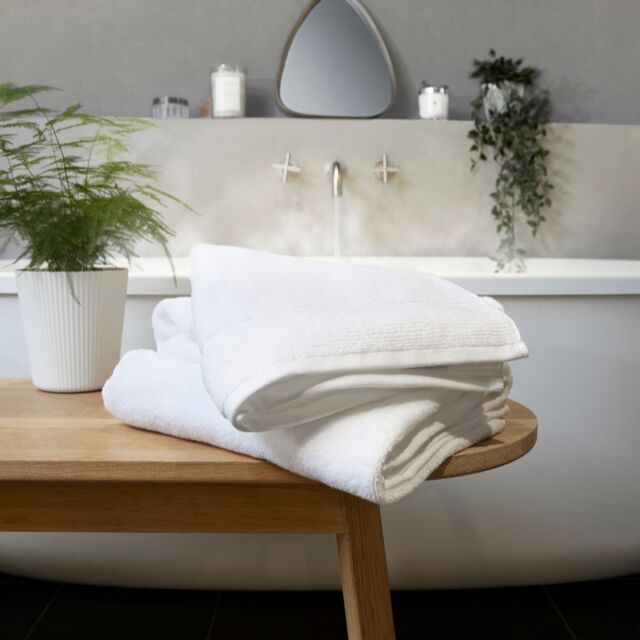 Panda London Pair of Bamboo Bath Towels
