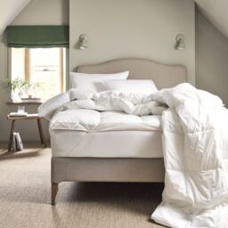 Christy Cloud Loft Mattress Topper