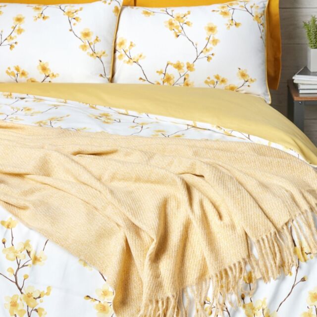 Cozee Home Softknit Throw