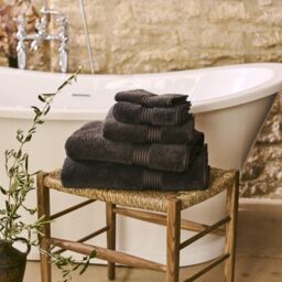 Christy Supreme Hygro 4 Piece Towel Bundle