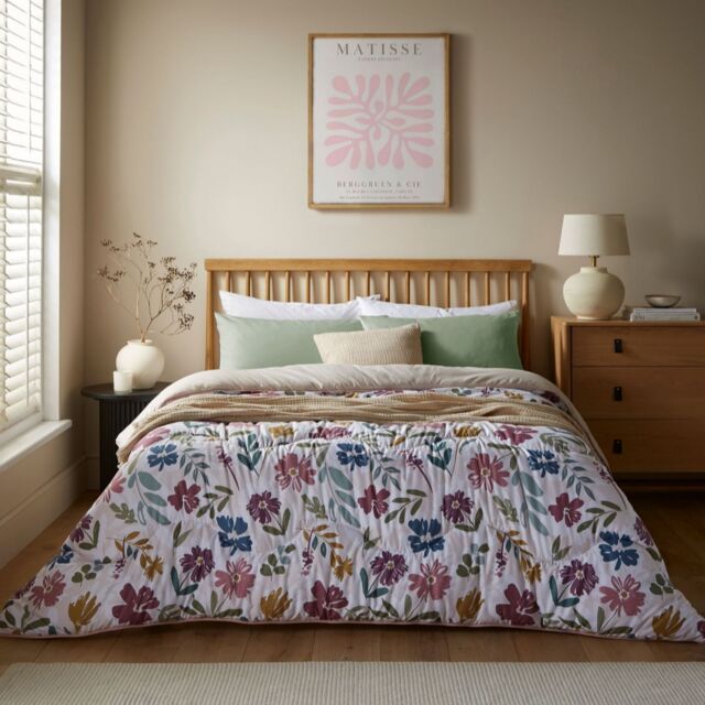 Night Lark Seersucker Autumn Meadow Coverless 10.5 Tog Duvet & Pill...