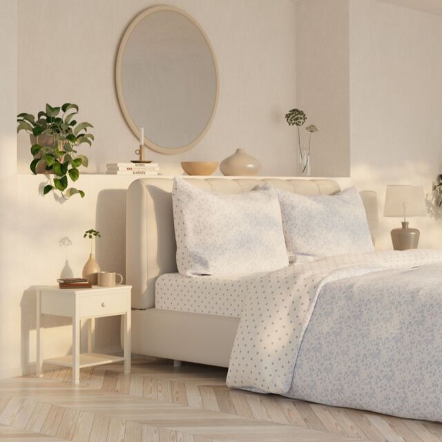 Supersoft by Cozee Home Reversible Floral Dot 4 Piece Duvet Set