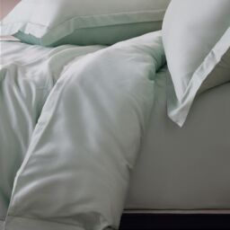NorthenNights 300TC  HygroCotton Duvet Cover EmbroideryDetail