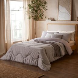 Night Lark Soft Weave Conveniently Coverless 4.5 Tog Duvet Bundle