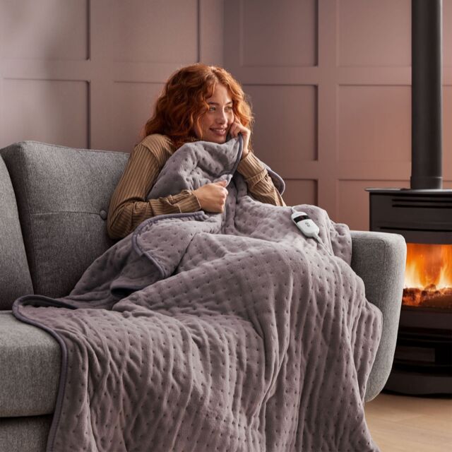 Silentnight Comfort Control 9 Heat Setting Fleece Throw