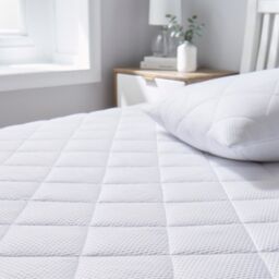 The Fine Bedding Company Breathe Mattress Protector