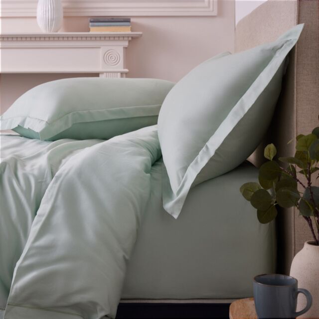 Northern Nights 300TC Hygro Cotton Temperature Regulating 4PC Duvet...