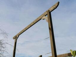 Rackhams Screen Pergola, Plant Climbing Arbour - Corbel Sculpted Brace - Rustic Brown - Four Row Kit - 1.8m - thumbnail 4