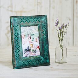 "Rackhams 6"" x 4"" Hara Green Distressed Mango Wood Photo Frame - Mango Wood" - thumbnail 1