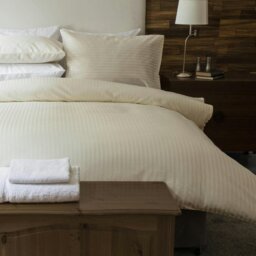 Rackhams 540 Thread Count Satin Stripe Duvet Cover Set - Ivory - Double - Ivory - 100% Cotton - thumbnail 3